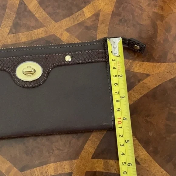 Coach Brown Wristlet Clutch Purse Wallet Authentic Like New - Picture 10 of 11